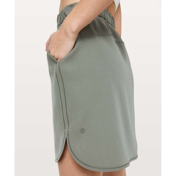 Lululemon‎ On the Fly Skirt Grey Sage Size 6 | Tenniscore Activewear Athleisure - Picture 3 of 6
